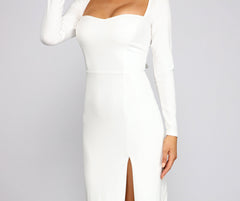 Kayla Long Sleeve Charming Lace-Up Back Formal Dress