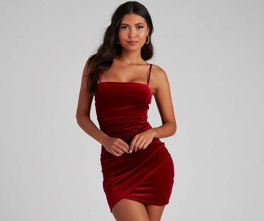 Majorly Crushing Velvet Mini Dress - Lady Occasions
