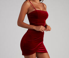 Majorly Crushing Stylish Velvet Mini Dress