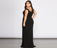 Plus Adelina Formal Charming Halter Crepe Dress