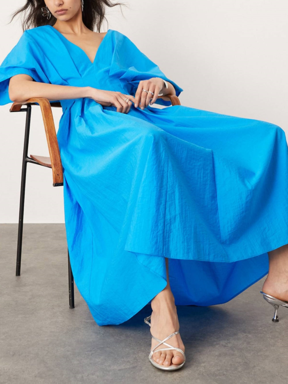 V-Neck Short Sleeve Charming Midi Dress In Blue