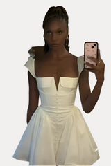 V-neck White Pleated Short Dress