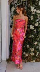 Chic Strapless Dress