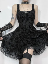 Gloomy Cravat Lace Hem Tiny Dress