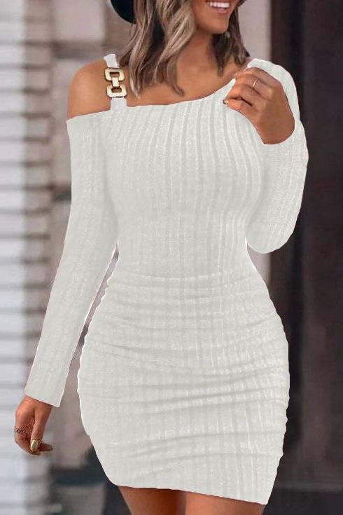 Off-shoulder slanted collar tight dress