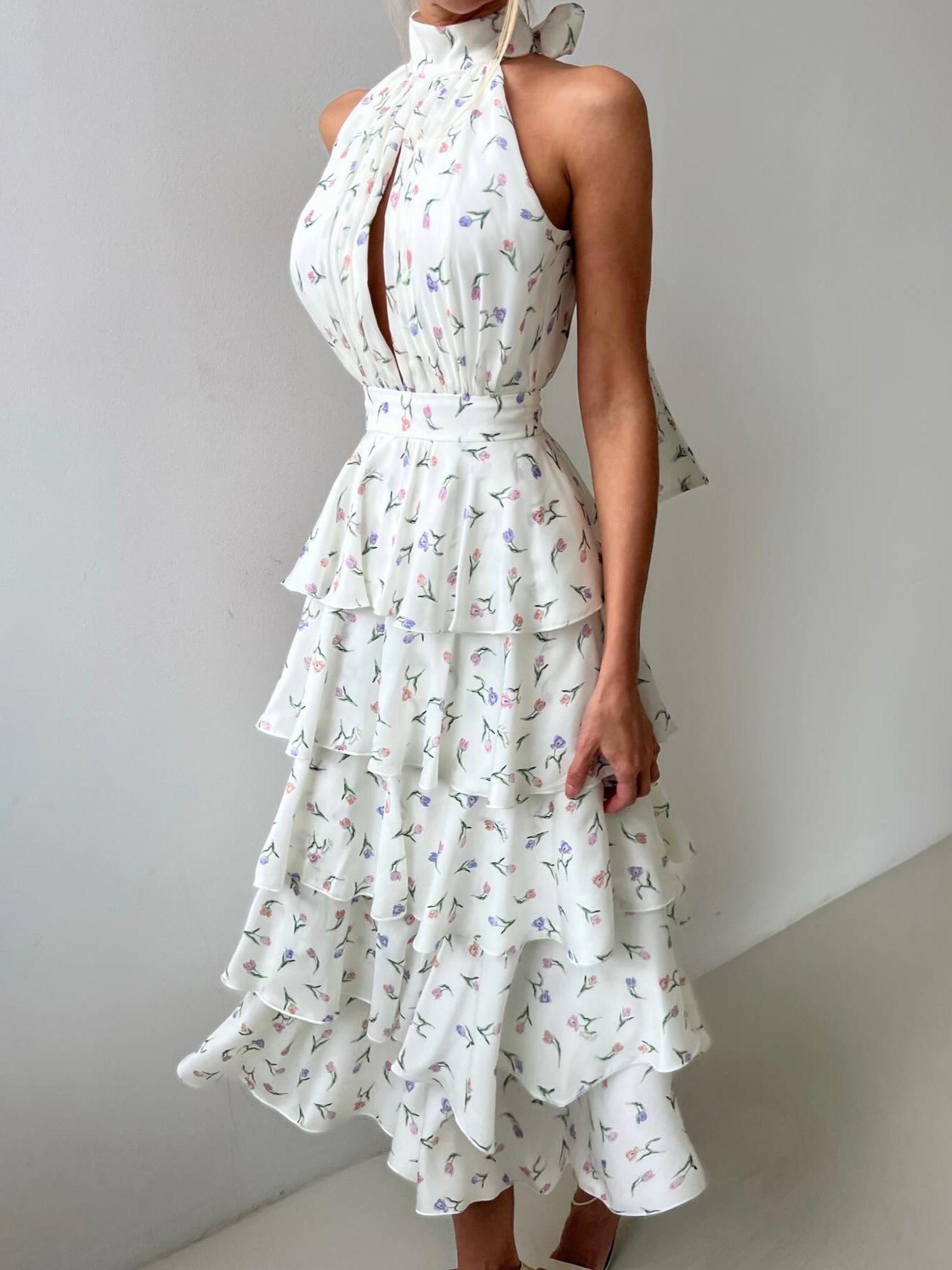 Sleeveless Hollow Floral Layered Dress