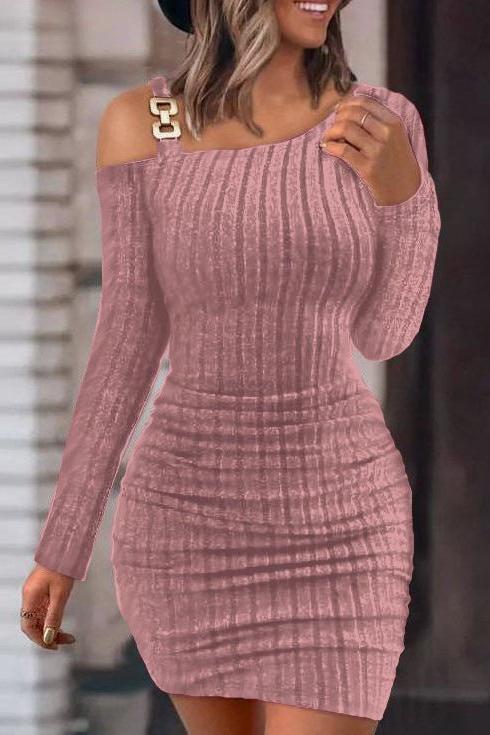 Off-shoulder slanted collar tight dress