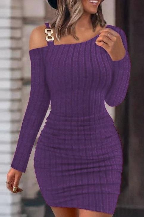 Off-shoulder slanted collar tight dress