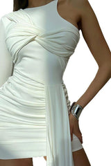 Single-sleeved waist twist pleated dress