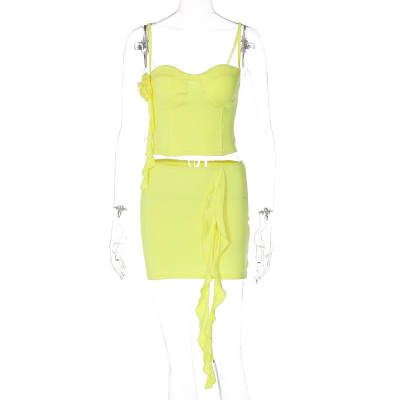 Flower applique solid ruffle ribbon cami mini skirt set