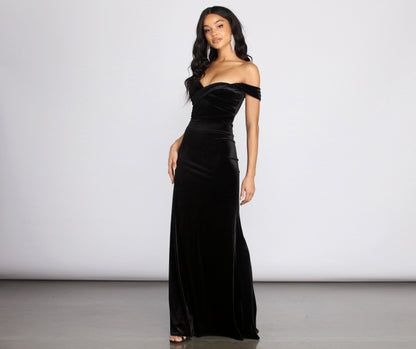 Jenisa Formal Off Charming The Shoulder Dress