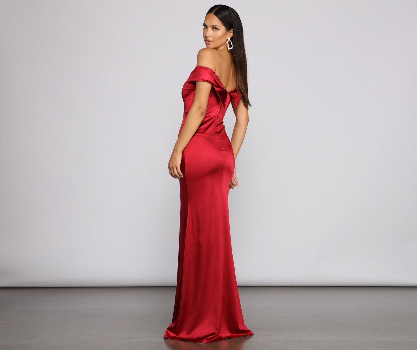 Grecia Formal High Charming Slit Satin Dress