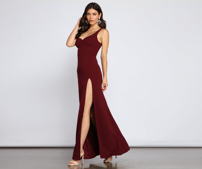 Layla Sleeveless Stylish High-Slit Formal Dress