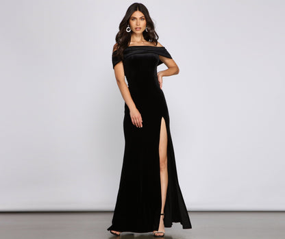 Olivia Formal Velvet Off-The-Shoulder Maxi Dress - Lady Occasions