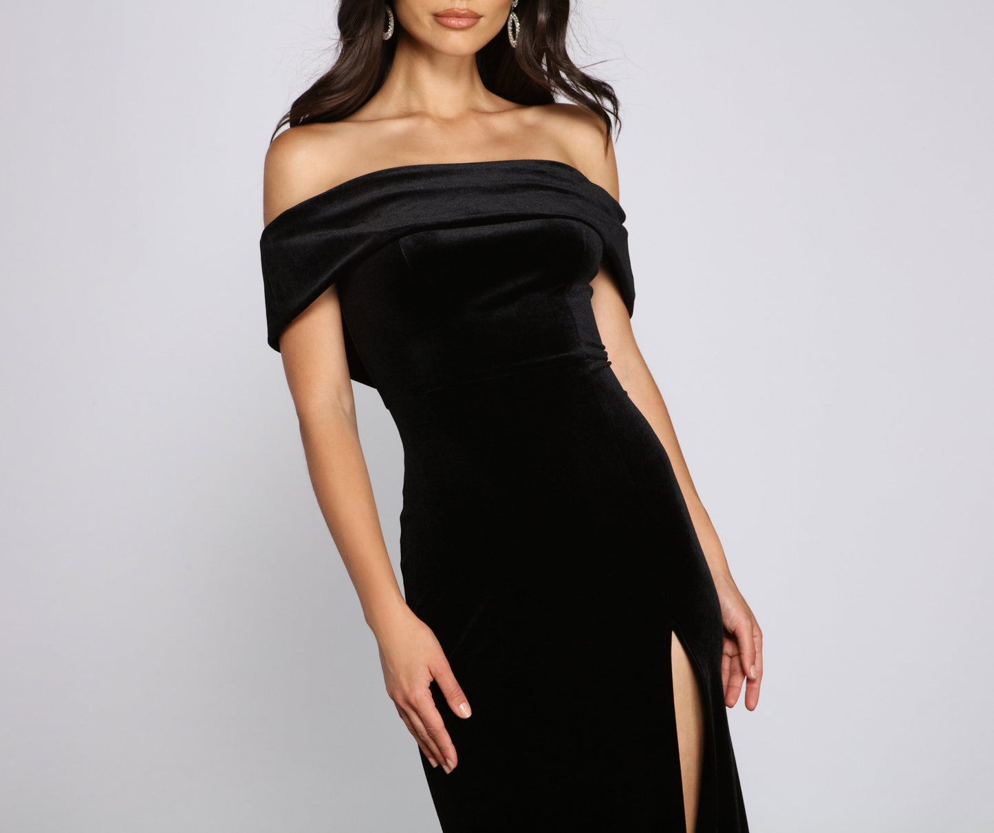 Olivia Formal Velvet Charming Off-The-Shoulder Maxi Dress