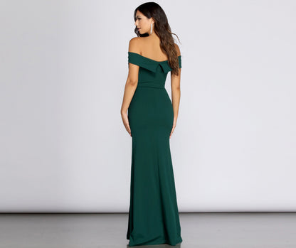 Layci Formal Stylish High Slit Dress