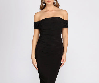 Off Shoulder Stylish Ruched Midi Dress