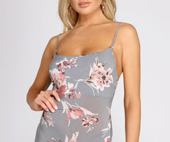 Fresh Blooms Side Charming Slit Maxi Dress