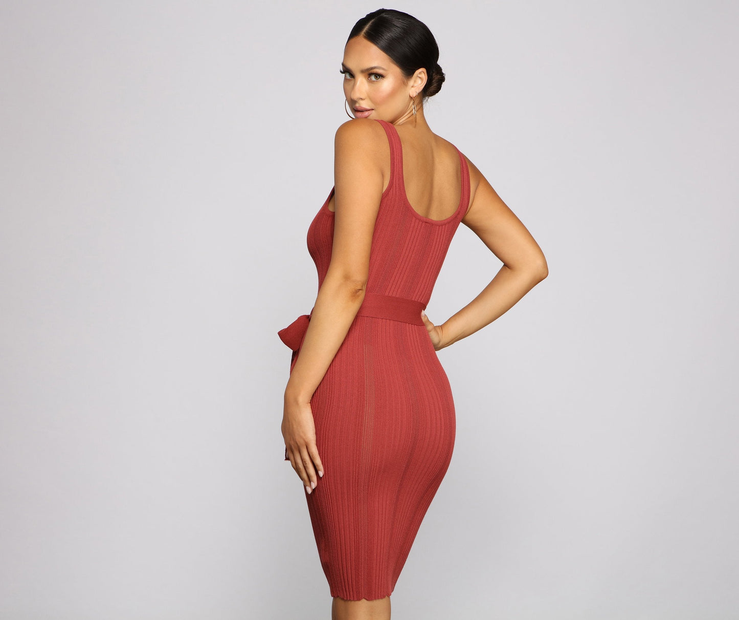 Slay In Style Ribbed Graceful Scoop Neck Midi Dress