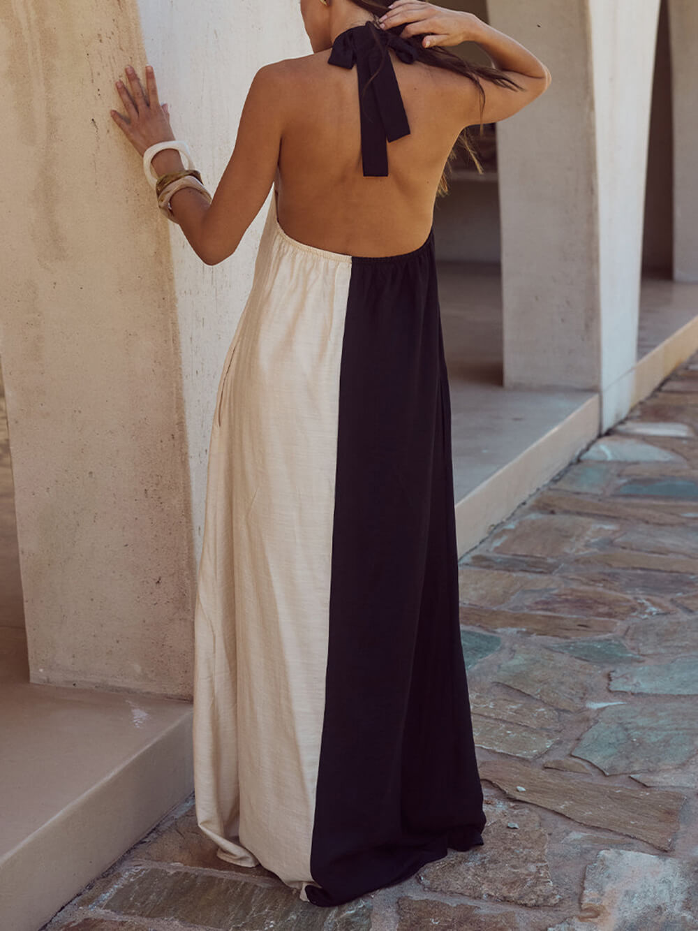 Hanging Neck Bold Contrast Color Trendy Halter Pocketed A-Line Maxi Dress