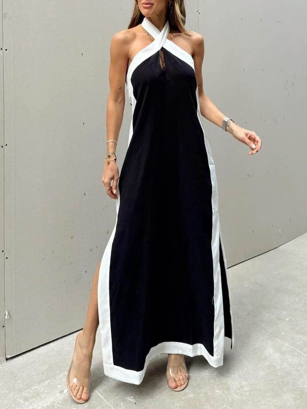 Color Block Halter Charming Neck Slit Maxi Dress