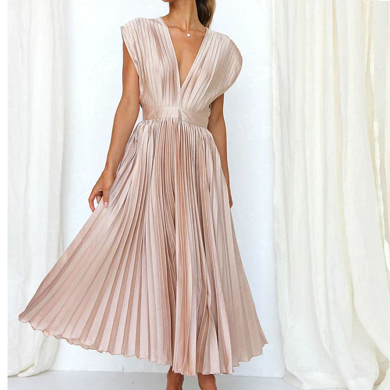 Adele - V-neck dress with pleats