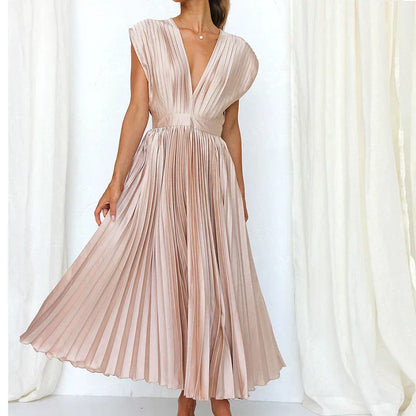 Adele - V-neck dress with pleats
