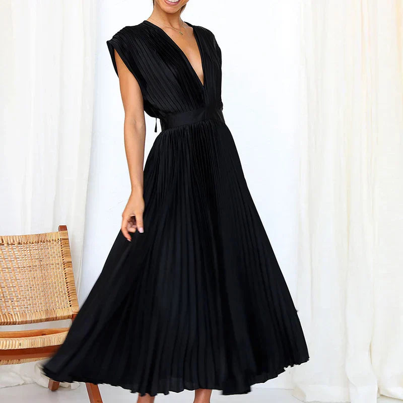 Adele - V-neck dress with pleats