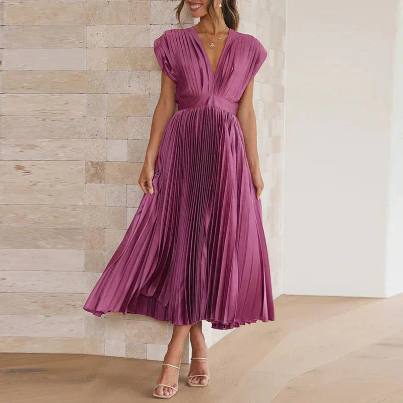Adele - V-neck dress with pleats