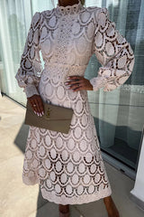 - Romantic lace dress