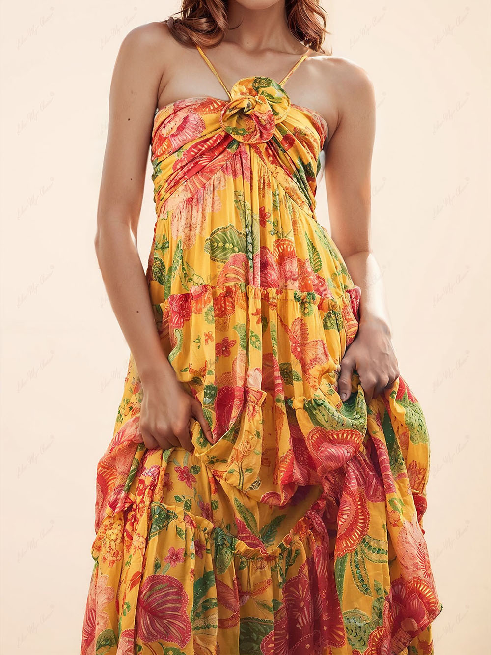 Hanging Neck Printed Floral Graceful Design Backless Straight Maxi Dress