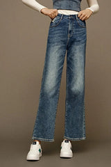 Fashionable Straight-Leg Denim Jeans