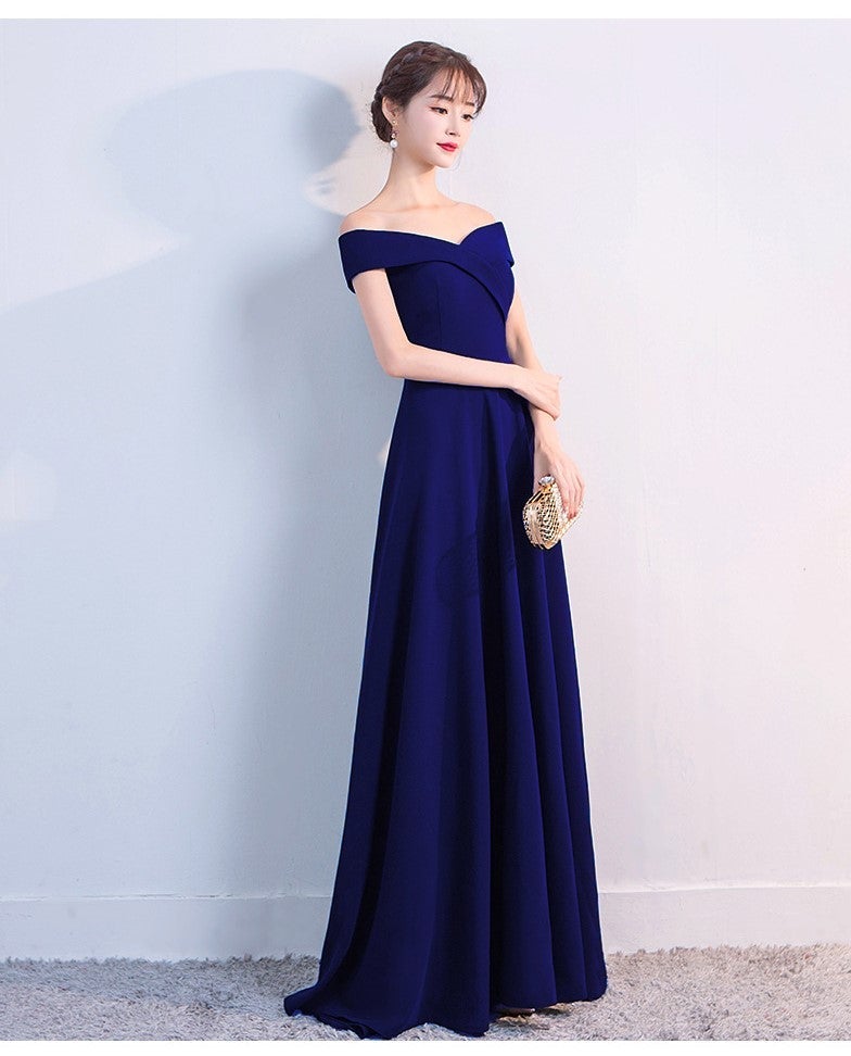 Ella Elegant off-the-shoulder gown