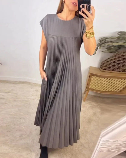 Tascha - Pleated Dress