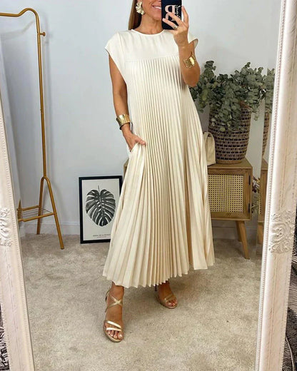 Tascha - Pleated Dress
