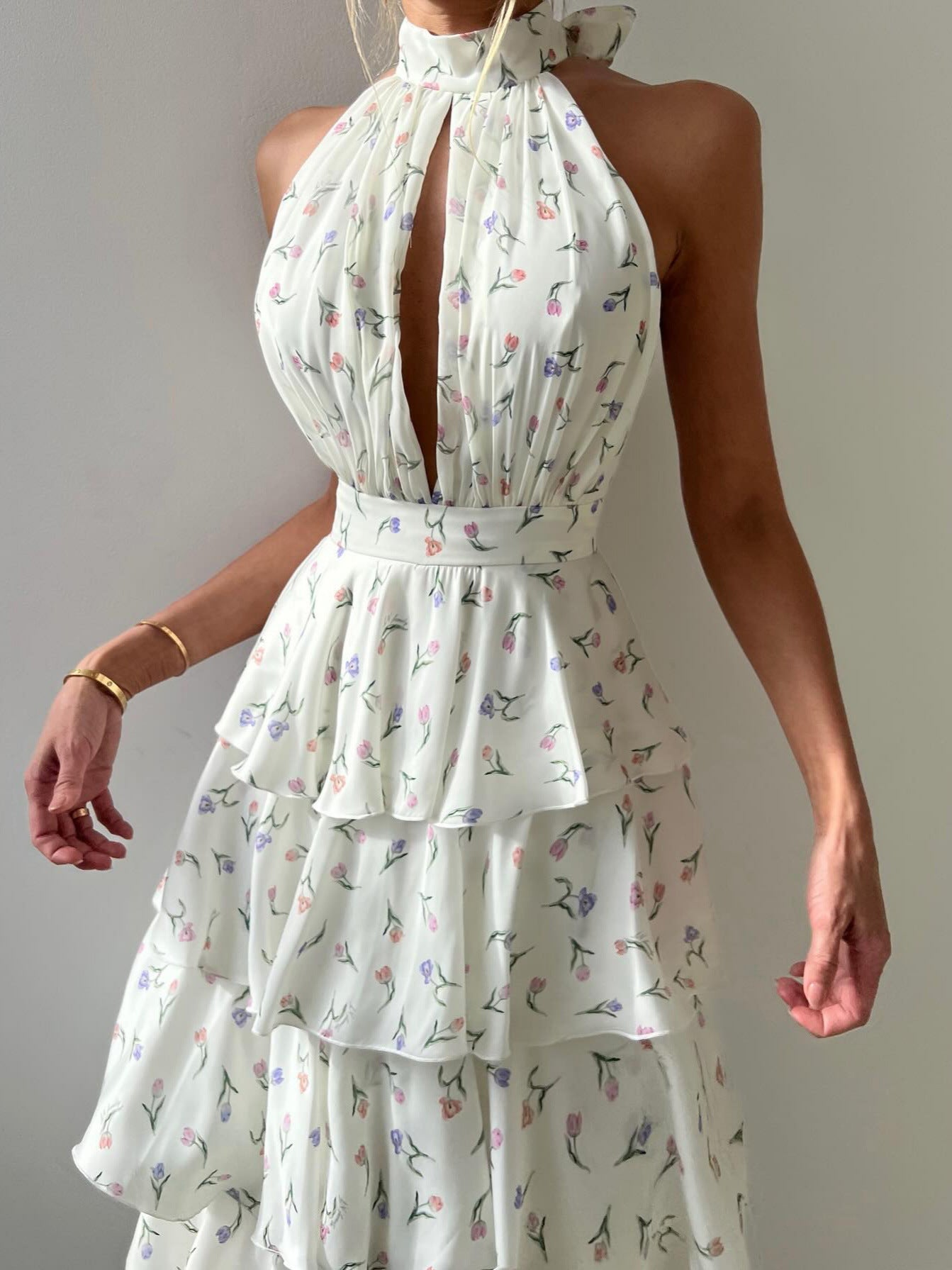 Sleeveless Hollow Floral Layered Dress