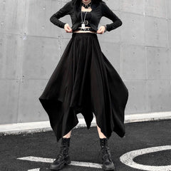 Unpredictable Elevated Waist Extended Skirt black / One Size