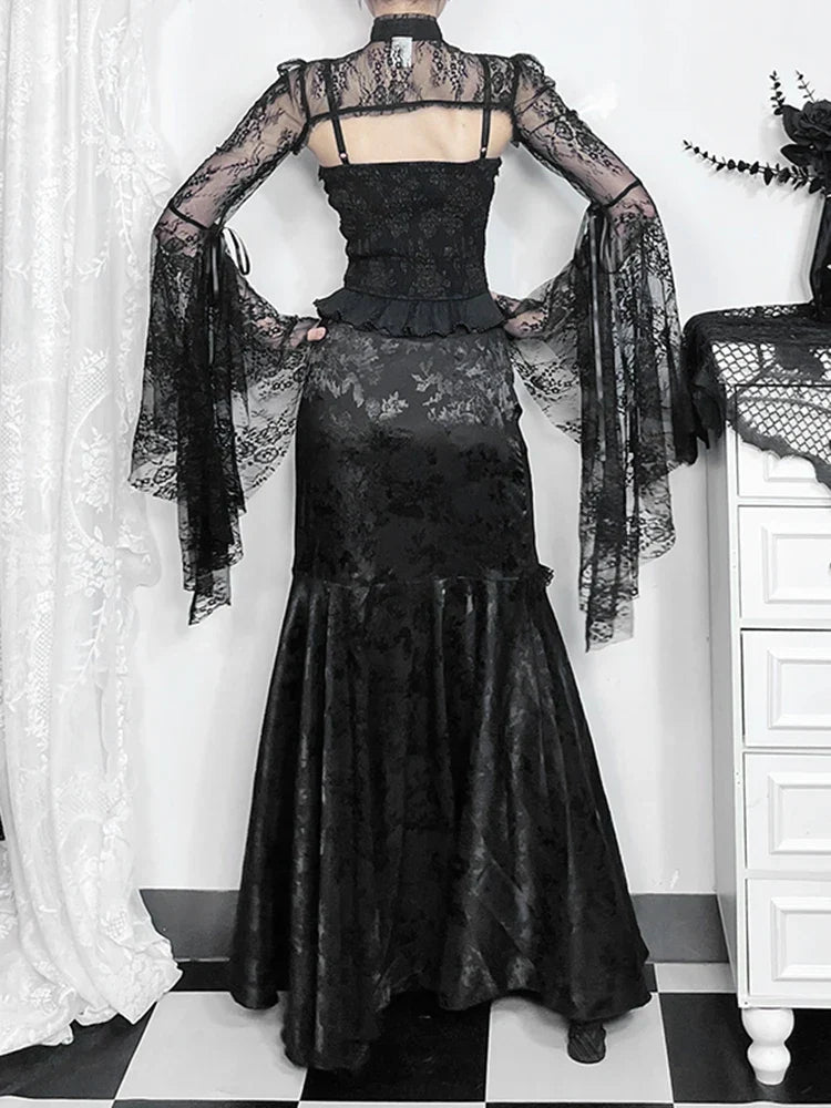 Lace Splicing Asymmetric Skirt