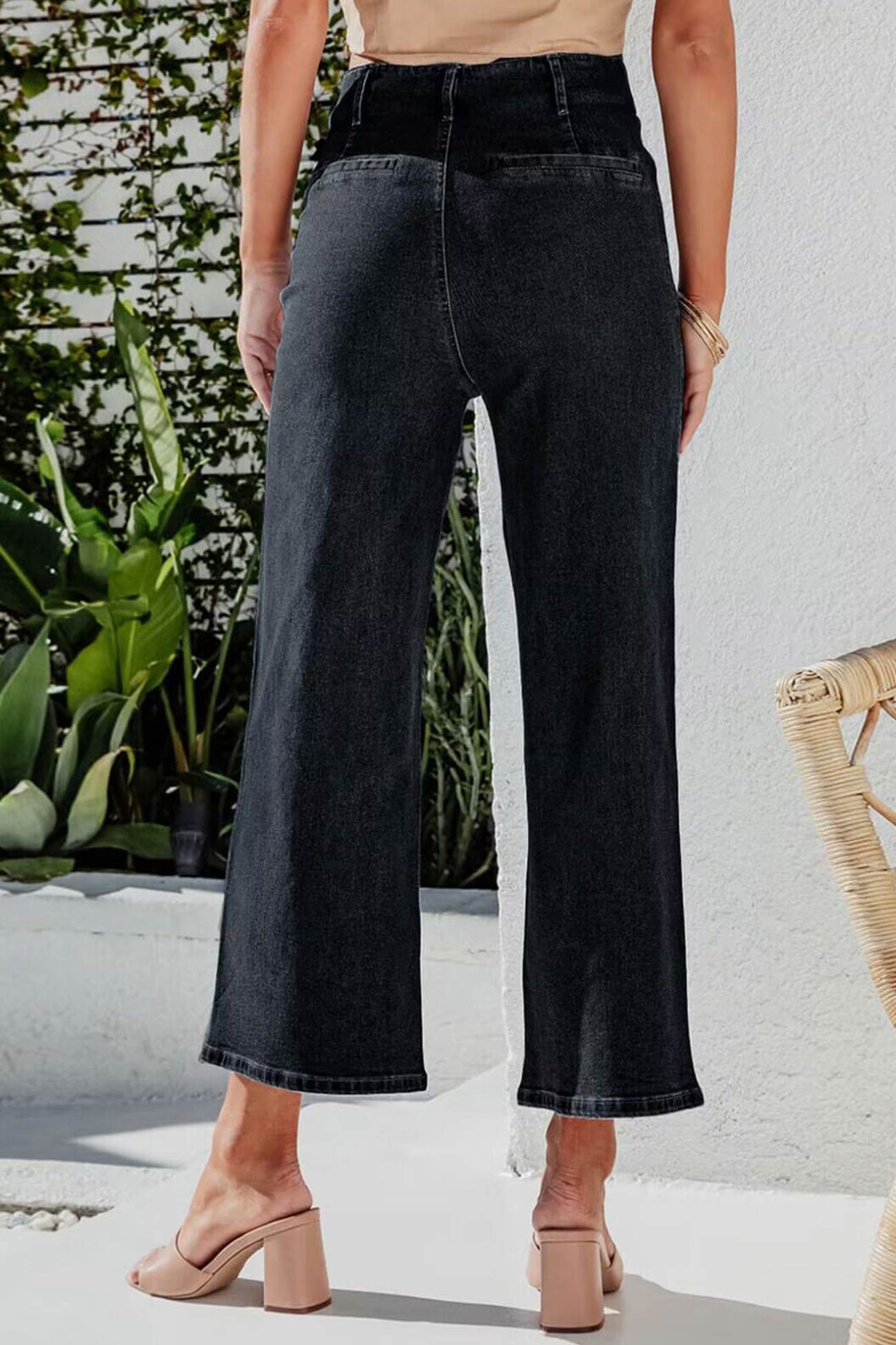 Single-breasted High Waist Cropped Jeans