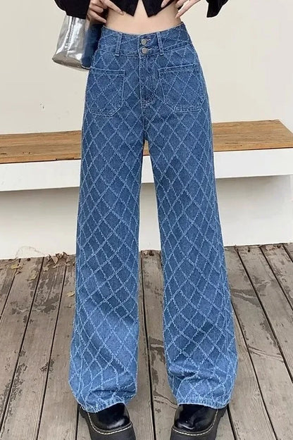 Loose Fit Slimming Straight-Leg Jeans
