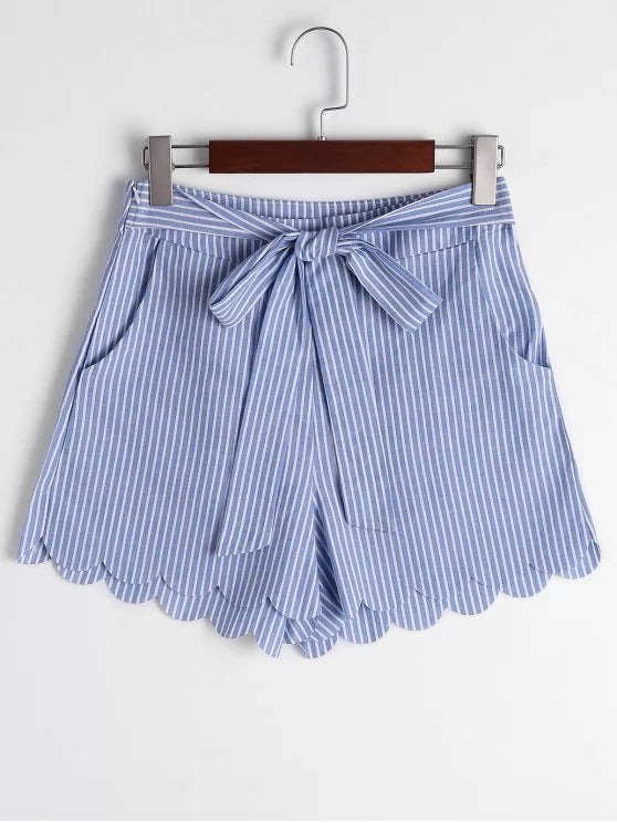 Fashion Scalloped Hem Bowknot Striped Shorts