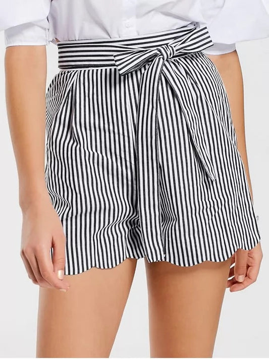 Trendy Belted Scalloped Stripes Shorts