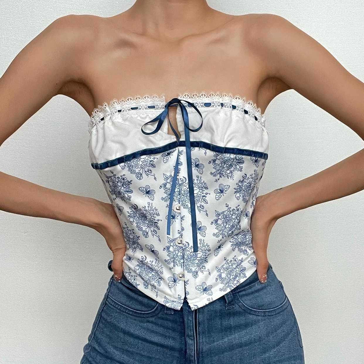 Backless lace hem button flower print stitch tube top