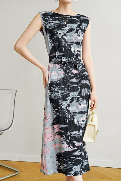 Sleeveless Side Slit Full Pleated Print Dress