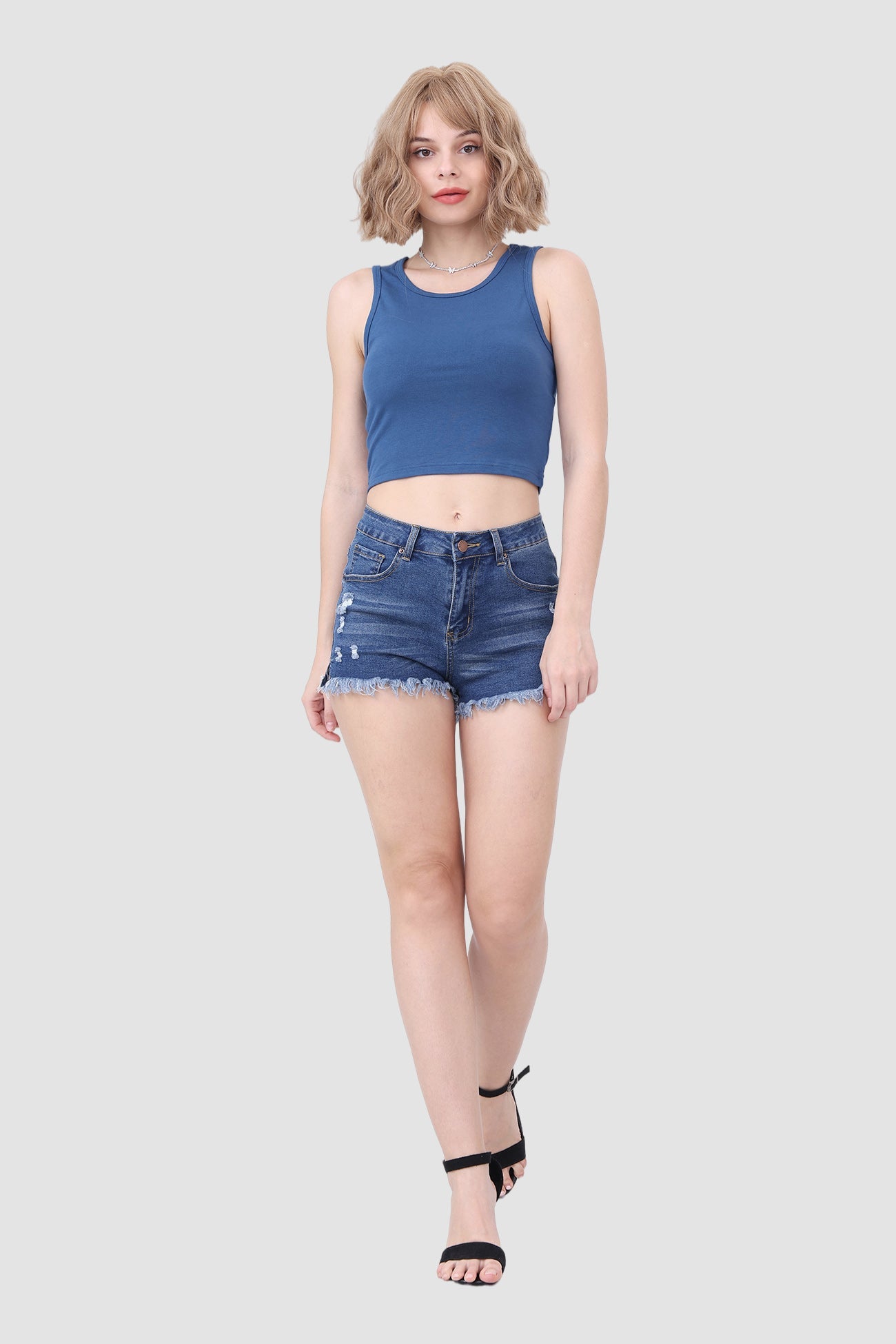 Sleeveless Slim Crop Top